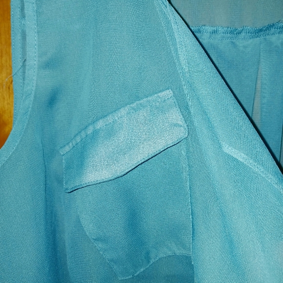 Speechless Women's Shear Aqua Teal Faux Wrap Sleeveless Blouse… - Picture 5 of 6